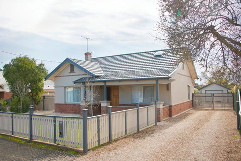 29 Jane - Port Augusta Accommodation 9
