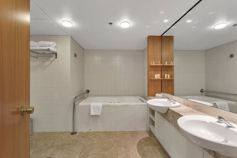 Stamford Plaza Adelaide - Port Augusta Accommodation 29