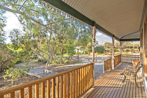 Rustic On 13th - Port Augusta Accommodation 20
