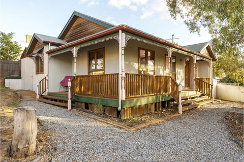Rustic On 13th - Port Augusta Accommodation 17