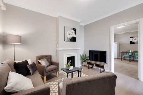 Cute And Cosy - Events, Workers, Getaways - Port Augusta Accommodation 8
