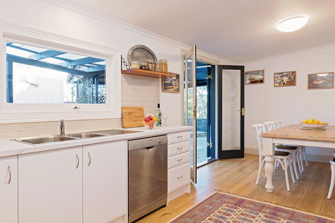 The Other House - Port Augusta Accommodation 11