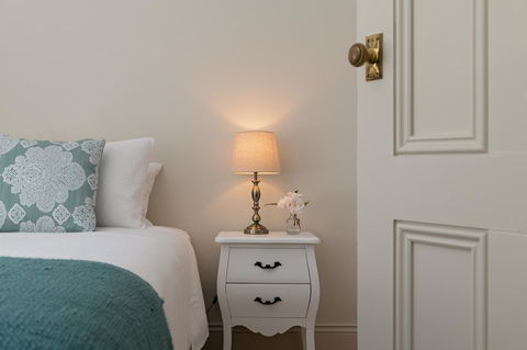 The Other House - Port Augusta Accommodation 16