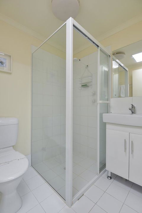 Wintergarden Beach Cabin - Port Augusta Accommodation 9