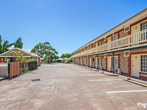 Motel Goolwa - Port Augusta Accommodation 1