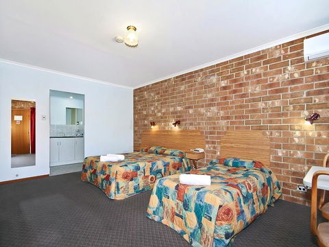 Motel Goolwa - Port Augusta Accommodation 7