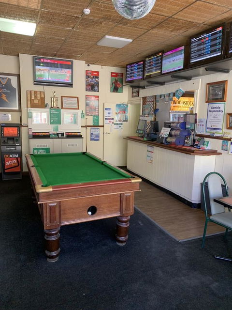Commercial Hotel Morgan - Port Augusta Accommodation 4