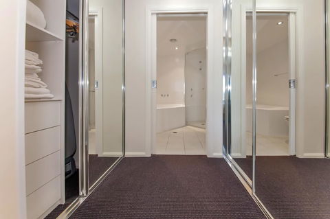 Pacific Blue 278-265 Sandy Pt Rd- Dual Key Access, Wifi, Linen And Air Conditioning - Port Augusta Accommodation 13