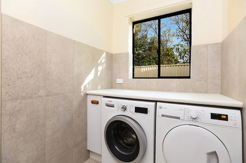 Port Of Call - Port Willunga - C21 SouthCoast Holidays - Port Augusta Accommodation 19