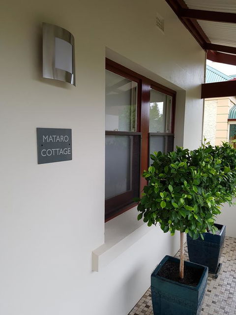 Mataro Cottage - Port Augusta Accommodation 1