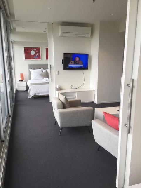 Tasha\'s Apartments On Warwick - Port Augusta Accommodation 4