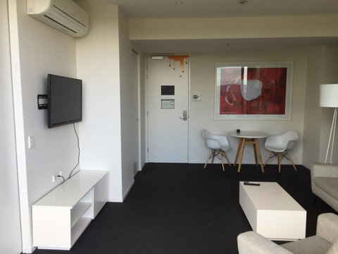 Tasha\'s Apartments On Warwick - Port Augusta Accommodation 39