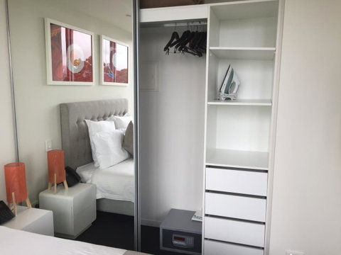 Tasha\'s Apartments On Warwick - Port Augusta Accommodation 22