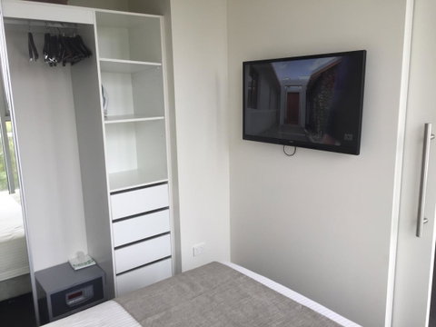 Tasha\'s Apartments On Warwick - Port Augusta Accommodation 8