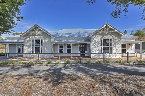 Grandview Accommodation - The Elm Tree Apartments - Port Augusta Accommodation 30