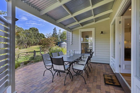 Grandview Accommodation - The Elm Tree Apartments - Port Augusta Accommodation 5
