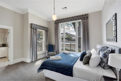 Grandview Accommodation - The Elm Tree Apartments - Port Augusta Accommodation 2
