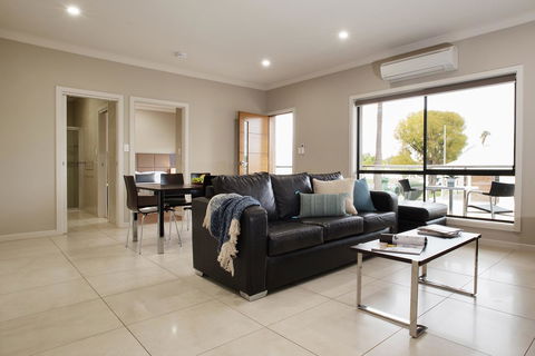 Renmark Holiday Apartments - Port Augusta Accommodation 1