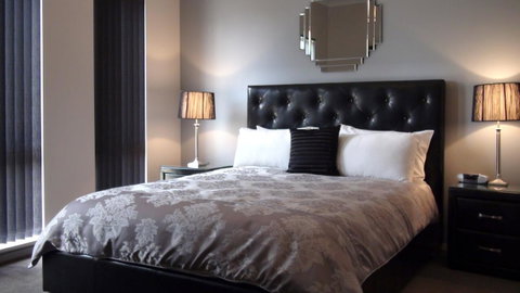 Casavino Luxury Villa - Port Augusta Accommodation 21