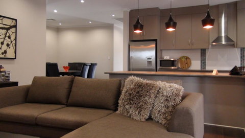 Casavino Luxury Villa - Port Augusta Accommodation 27