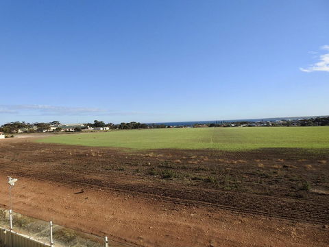 Rezare House Bed & Breakfast - Port Augusta Accommodation 36