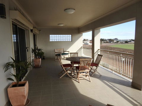 Rezare House Bed & Breakfast - Port Augusta Accommodation 18
