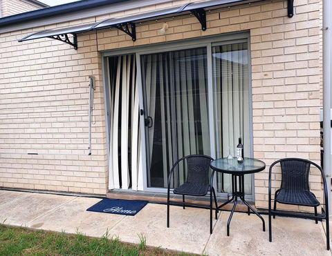 Explore Adelaide, Gawler, The Barossa And Clare Valleys All-in-one - Port Augusta Accommodation 14