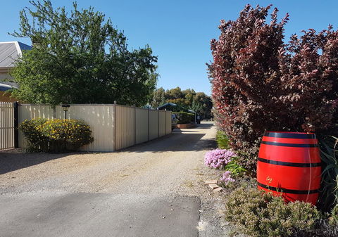 Little Para Cottage Tanunda - Port Augusta Accommodation 14