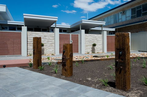 Loxton Courthouse Apartments - Port Augusta Accommodation 7