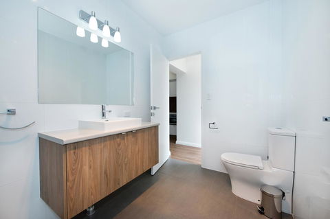 Loxton Courthouse Apartments - Port Augusta Accommodation 14