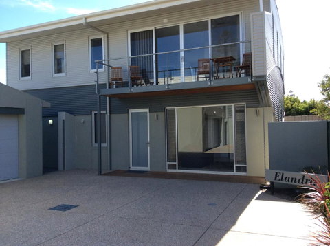 Elandra Holiday Home - Port Augusta Accommodation 1