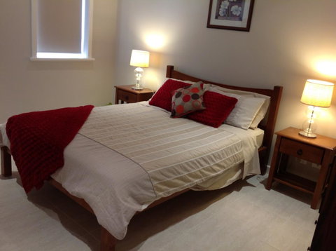 Elandra Holiday Home - Port Augusta Accommodation 10