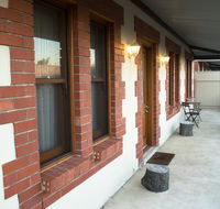 Longreach at Port Elliot - Port Augusta Accommodation
