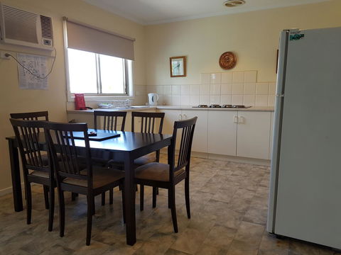 Marion Bay Holiday Villas - Port Augusta Accommodation 14