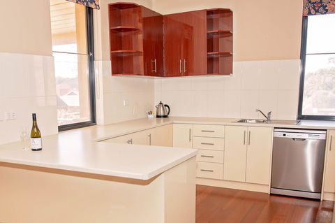 Whyalla Playford Apartments - Port Augusta Accommodation 5