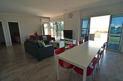 Beachview - Port Augusta Accommodation 6