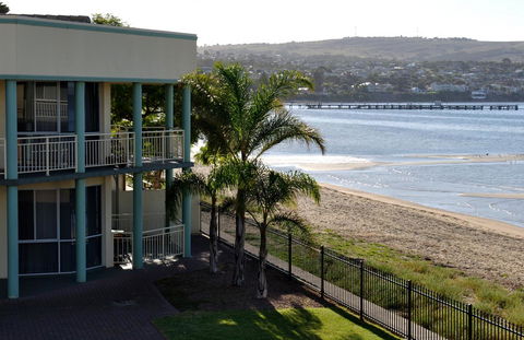 Hilton Beachfront Motel - Port Augusta Accommodation 40