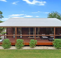 The Log Cabin - 47 Jetty Road - Port Augusta Accommodation