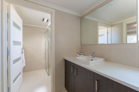 Mick O\'Sheas - Port Augusta Accommodation 28