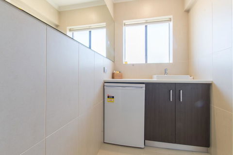 Mick O\'Sheas - Port Augusta Accommodation 27