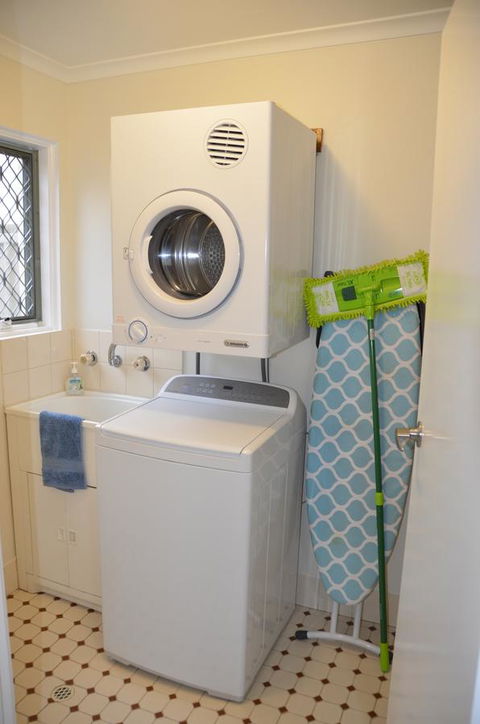 Townhouse On The Marina - Port Augusta Accommodation 21