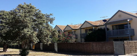 Townhouse On The Marina - Port Augusta Accommodation 0