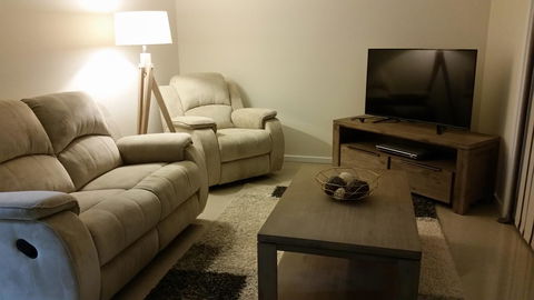 Townhouse On The Marina - Port Augusta Accommodation 1