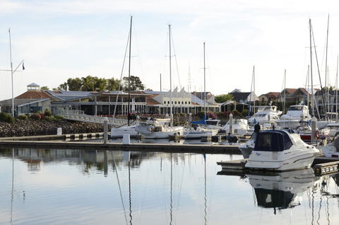 Townhouse On The Marina - Port Augusta Accommodation 12