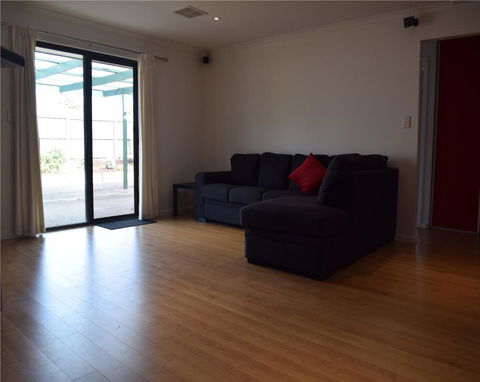 South Coast Escape - Port Augusta Accommodation 5