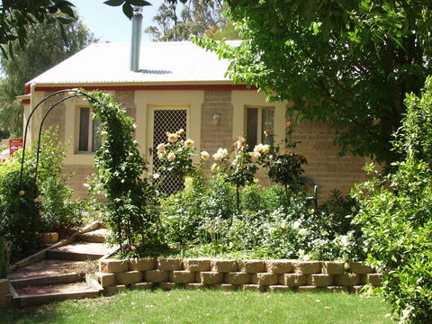 Riesling Trail & Clare Valley Cottages - Port Augusta Accommodation 3