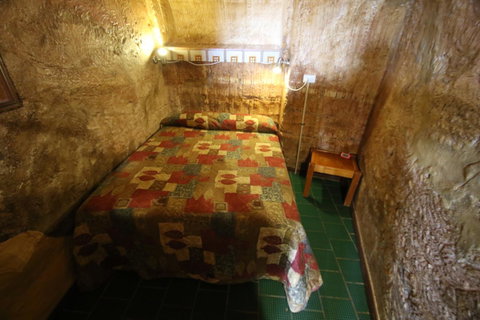The Underground Motel - Port Augusta Accommodation 3