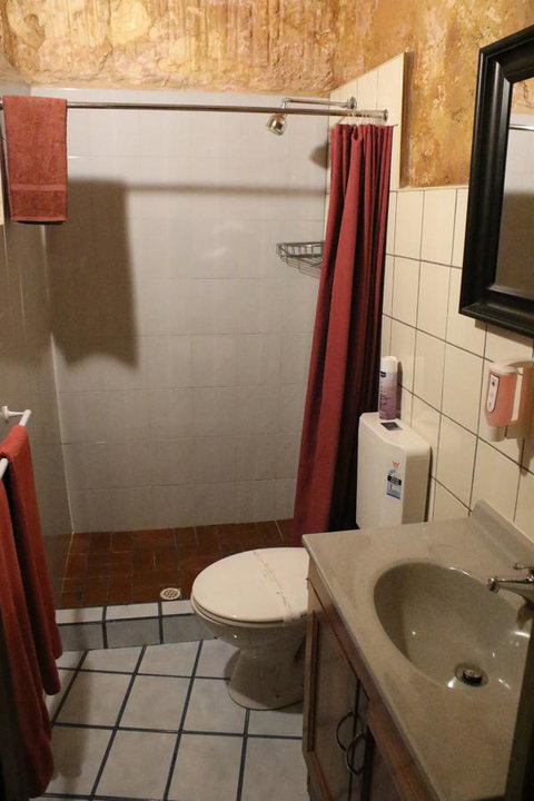 The Underground Motel - Port Augusta Accommodation 4