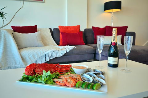Adelaide Luxury Beach House - Port Augusta Accommodation 28