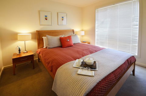 Adelaide Luxury Beach House - Port Augusta Accommodation 34